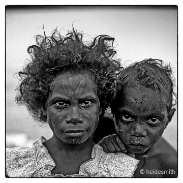Siblings painted - 1988 - LETI039